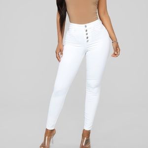 FashionNova White Skinny Ankle Jeans